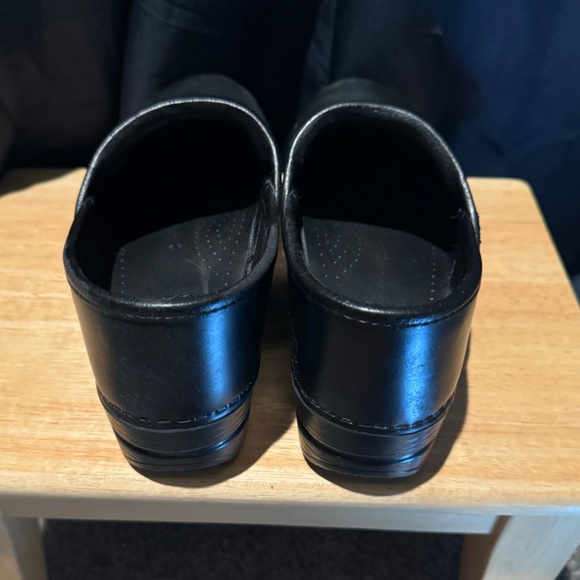 Dansko Clogs - Picture 4 of 6
